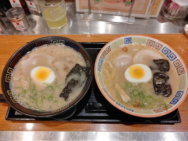 「食べくらべセット」@久留米 大砲ラーメン KITTE博多店の写真