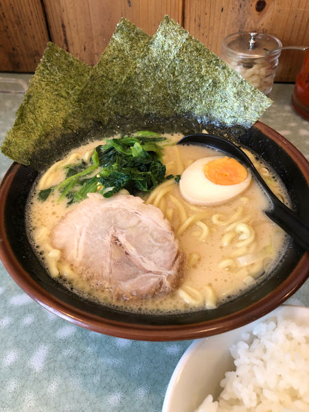 「ラーメン並」@金沢家 八景店の写真