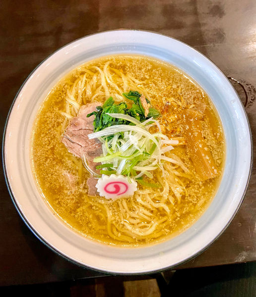 「芳醇鶏塩ラーメン」@らーめんつけ麺 吉田商店 本店の写真