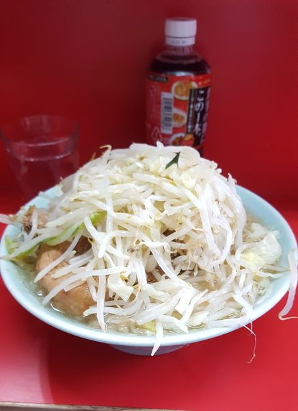 「大豚　ヤサイ ニンニク」@ラーメン二郎 三田本店の写真