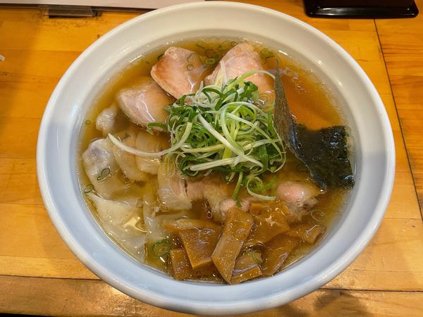 「肉醤油雲呑」@大阪 麺哲の写真
