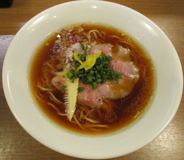 「鴨だし醤油ラーメン　800円」@麺屋福丸の写真
