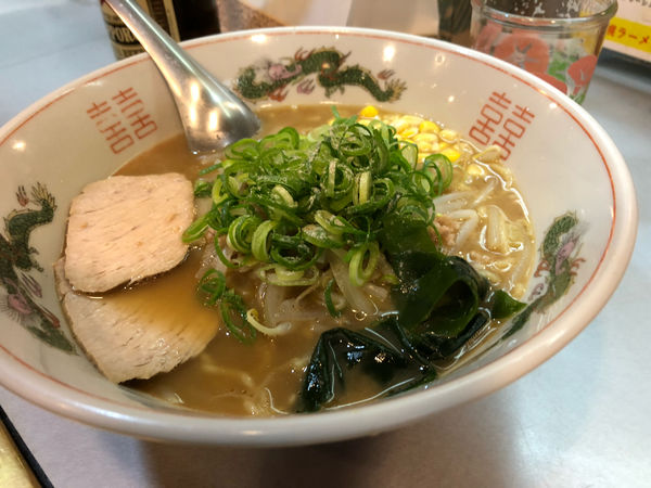 「塩ラーメン」@ポプラ館 流川店の写真