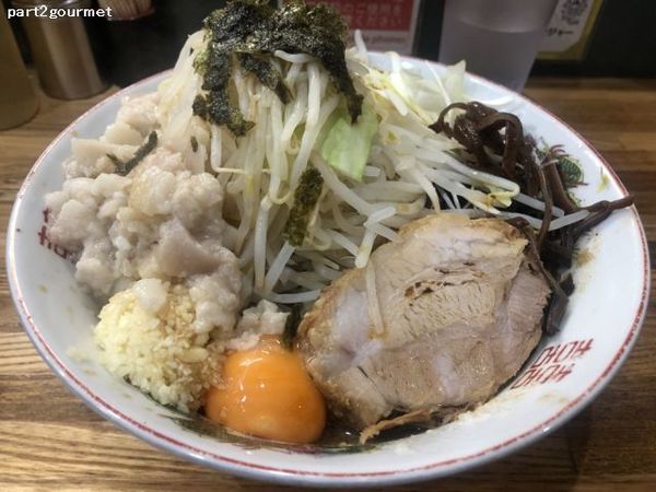 「まぜそば(並) 「ニンニクアブラ」(880円)」@デカ盛り戦隊 豚レンジャーの写真