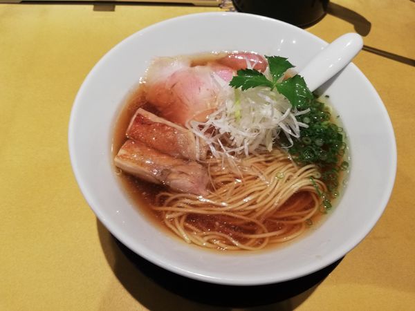 「生醤油ラーメン」@セアブラノ神 slurpの写真