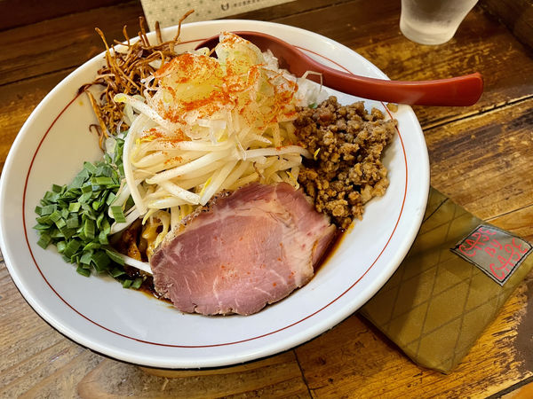 「辛味噌まぜそば」@東京味噌らーめん 鶉の写真