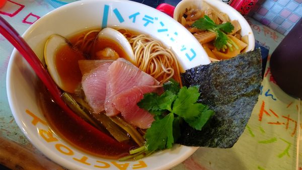 「麗鰤（うららぶり)×ハマグリ中華ソバ９００円」@ハイデン.コッコFACTORYサマンサ・タマサの写真