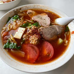 チリトマトラーメン