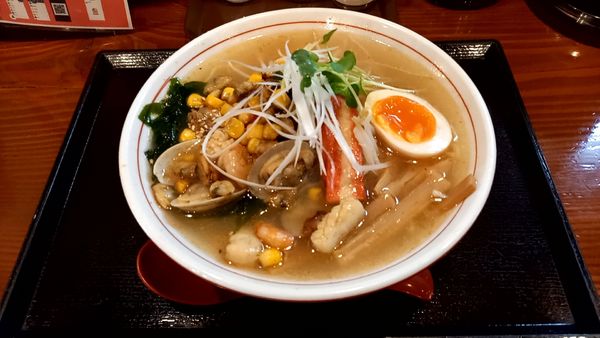 「海鮮塩らーめん」@らーめんとんてき大翔の写真