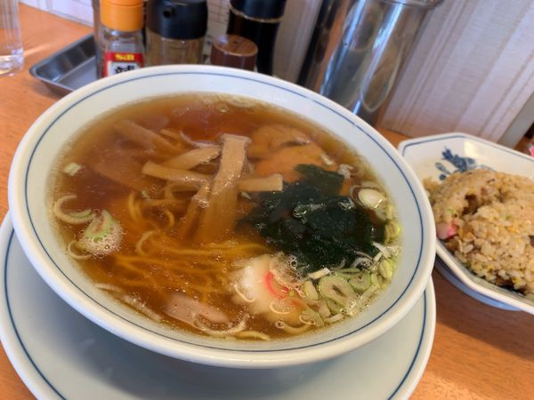 「半チャーハン・ラーメン」@平和軒の写真