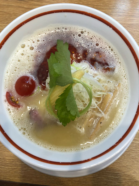 「鶏白湯ラーメン辣油　730円」@ラーメン親希の写真