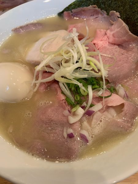 「特製鶏白湯（塩）全部のせ」@麺屋 美鶏の写真