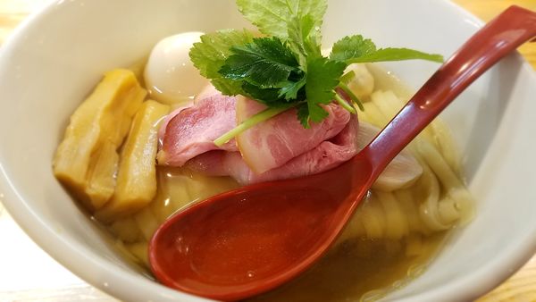 「松ラーメンの白醤油(おまかせ3点盛り)」@自家製麺 くろ松の写真