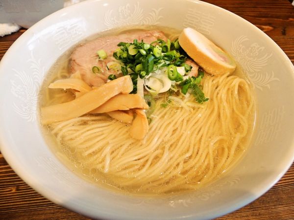 塩ラーメン（750円）
