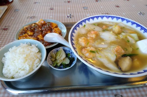 「えびそば 880円 Cランチ(ミニマーボー他) 330円」@松竹飯店の写真