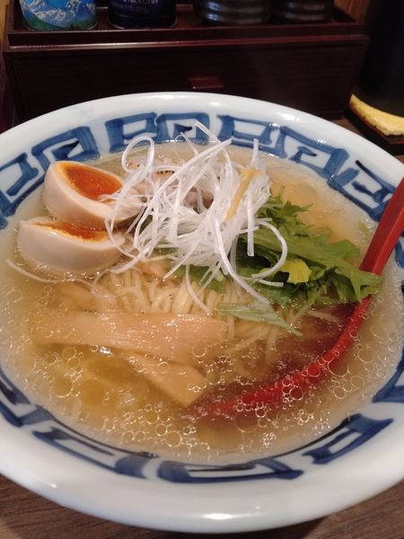 「味玉あっさり鶏塩らーめん（800）」@麺屋 ゆうすけの写真