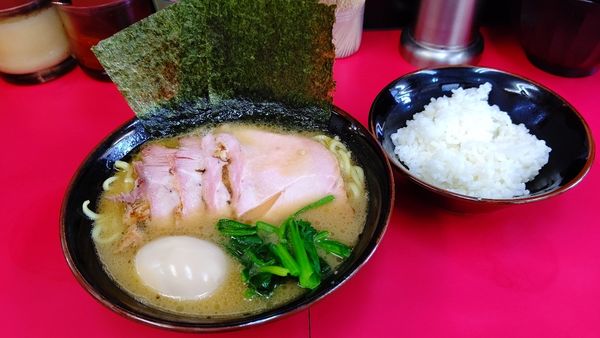 「チャーシュー麺+味玉+ライス 1000円」@田上家の写真