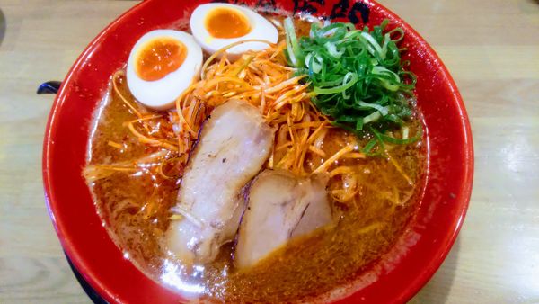 「とんこつ(辛)」@麺屋 虎龍の写真