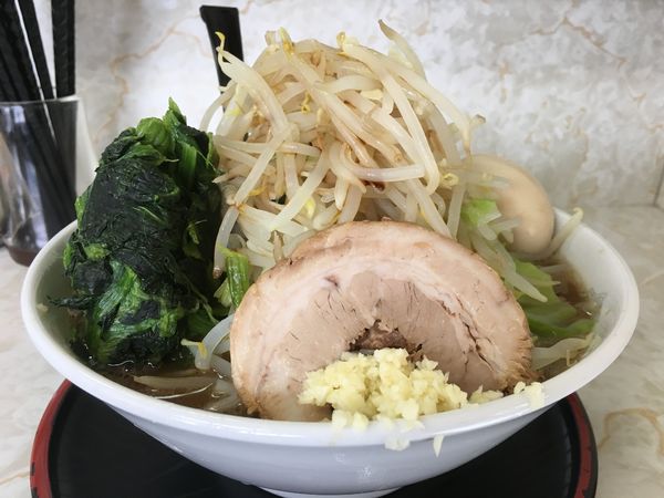 「大みのわラーメン＋半熟味付玉子（野菜大盛 ﾆﾝﾆｸ）」@麺屋みのわの写真