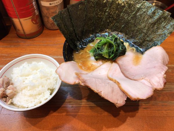 「チャーシューメン+のり+ライス」@末廣家の写真