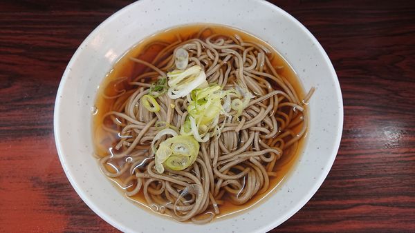 「かけ（そば）　２２０円」@みよし庵の写真