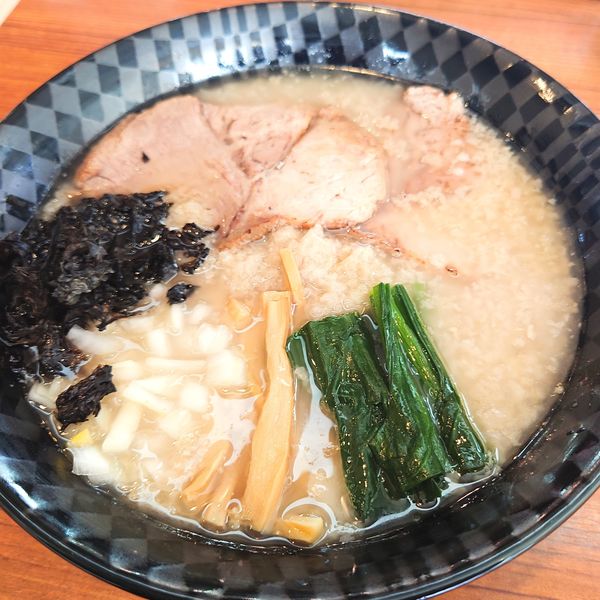 「燕三条中華そば(醤油)　900円　鬼脂」@中華そば GO.TO.KU ～義～の写真