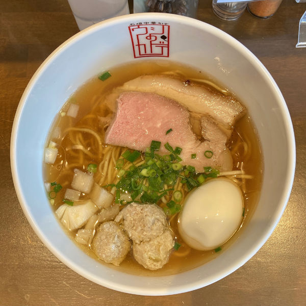 「特製石垣牛骨醤油中華そば1000円﻿」@石垣中華そば ウシのカドデの写真