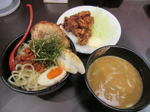 「仙台辛味噌つけ麺（９９０円）＋味噌唐揚げ４１８円」@麺場 田所商店 つくばささぎ店の写真