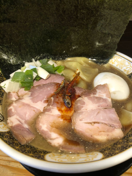 「特製ラーメン」@すごい煮干ラーメン凪 新宿ゴールデン街店 本館の写真