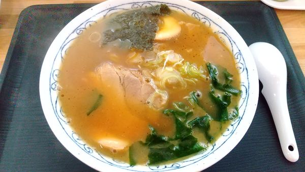 「とんこつ醤油ラーメン600円」@麺屋もんじの写真