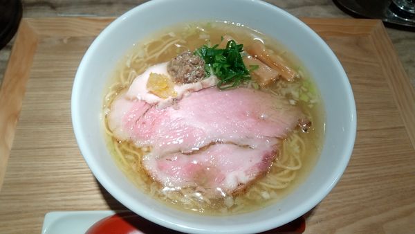 「塩そば900円」@三馬路の写真