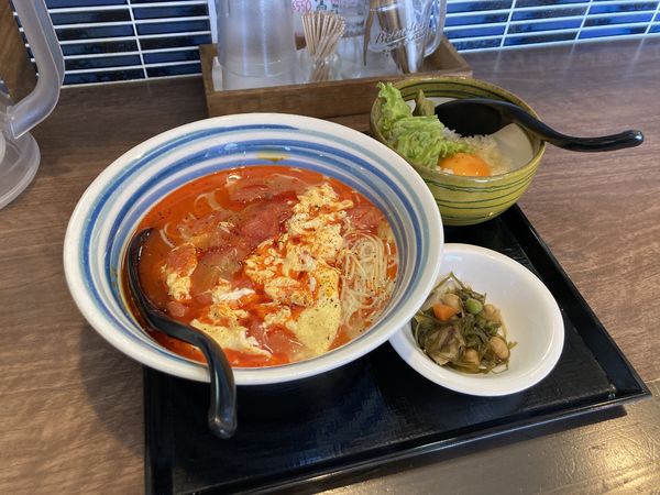 「トマト麺」@HASE麺 HINCHIの写真