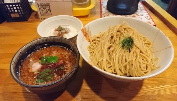 「限定 赤海老と平子の煮干しつけそば 細麺 味噌風味 追い飯付き 」@麺屋 ひな多の写真