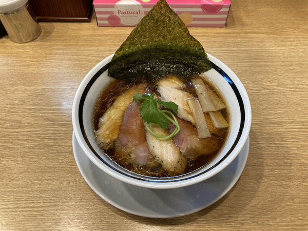 「親希らーめん【醤油】﻿」@ラーメン親希の写真