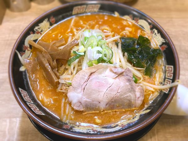 「辛味噌らーめん￥880」@北海道らーめん みそ熊 御徒町駅前店の写真