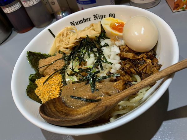 「まぜそば」@麺Dining Number Nine 09の写真