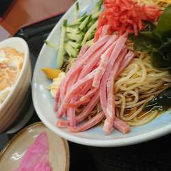 山田うどん食堂 越生店の画像