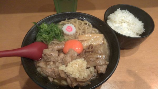 「肉玉そば」@肉玉蕎麦 おとど 北松戸総本山の写真