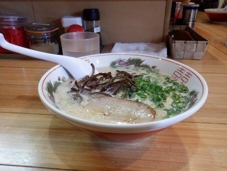 「博多豚骨ラーメン」@コハクノトキの写真