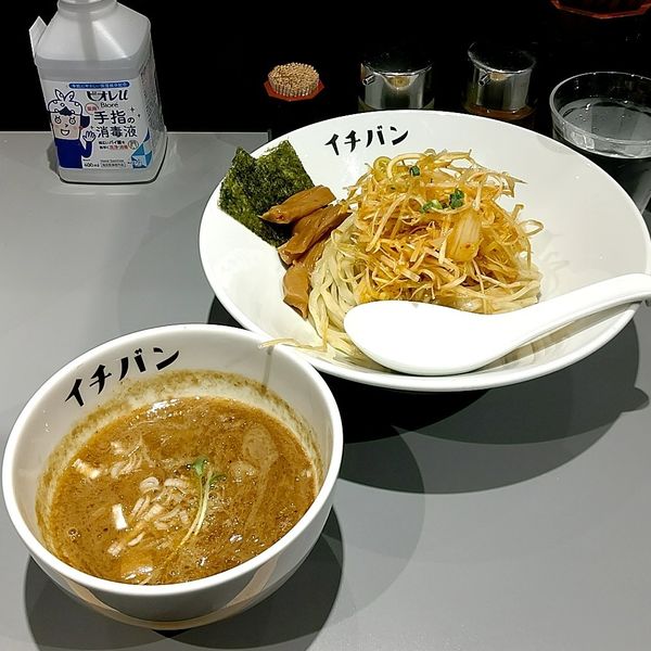 「つけ麺(中)＋辛ねぎ」@つけ麺 一番 本八幡店の写真