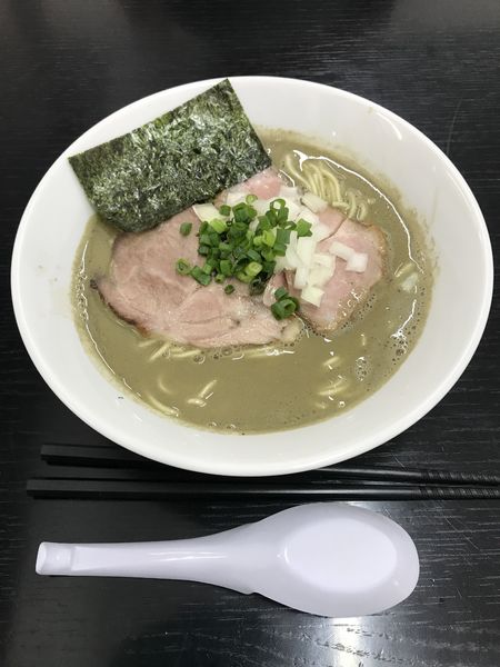 「煮干しソバ850円」@三和 中華ソバ店の写真