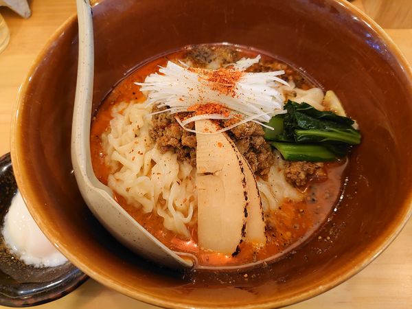 「汁なし担々麺 温玉」@担々麺 麺山椒の写真