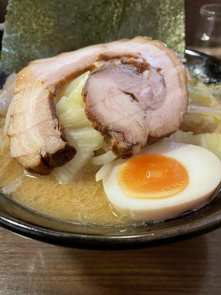 「醤油とんこつラーメン 750円」@蘭家の写真