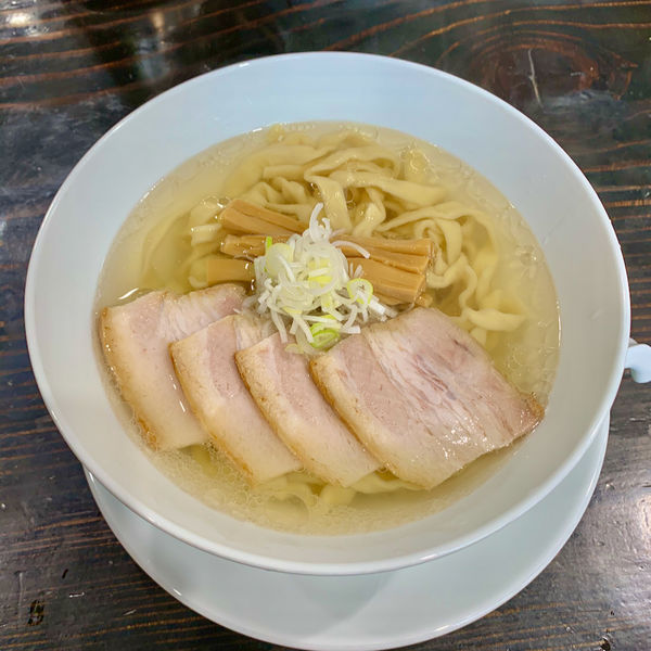 会津山塩らぁ麺:極太麺(醤油らぁ麺:普通麺)