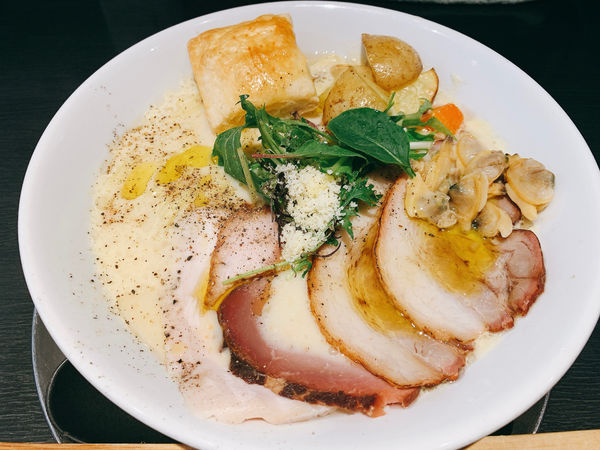 「クラムチャウダーヌードル」@つけ麺 中華そば アンタイNOODLESの写真