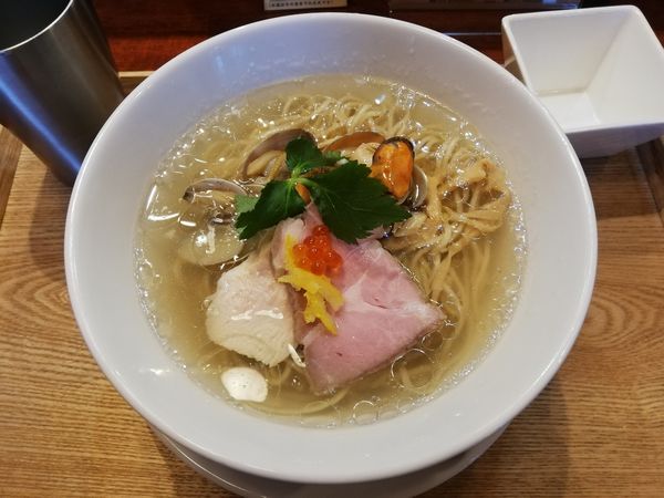 「浅利とムール貝の汐そば　大盛」@麺処しろくろの写真