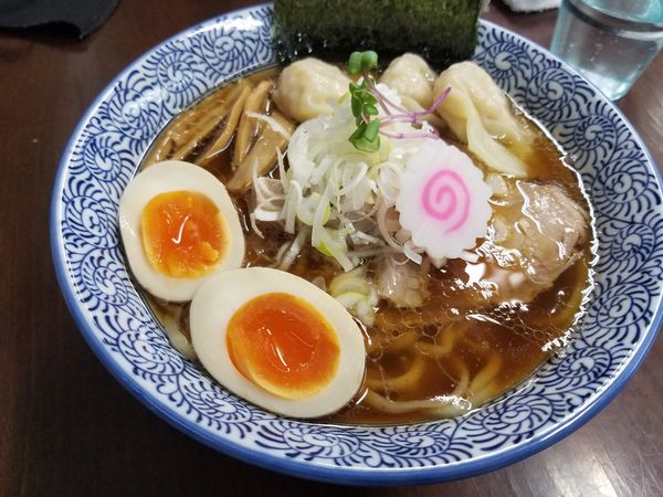 「特中華そば」@中華そば ながおかの写真