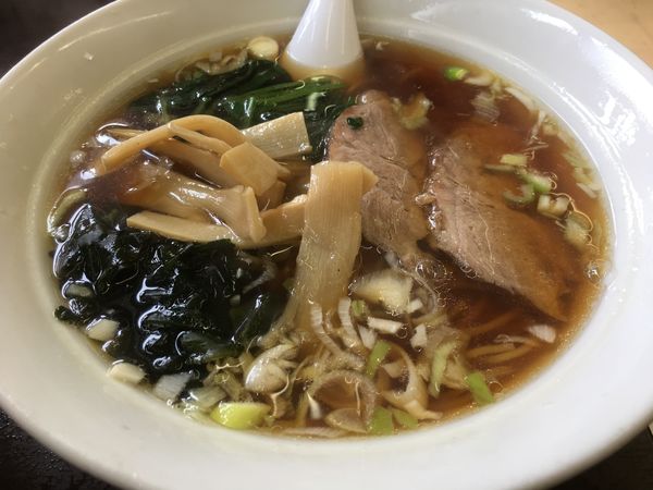 「醤油ラーメン」@らーめん・餃子 自由軒の写真