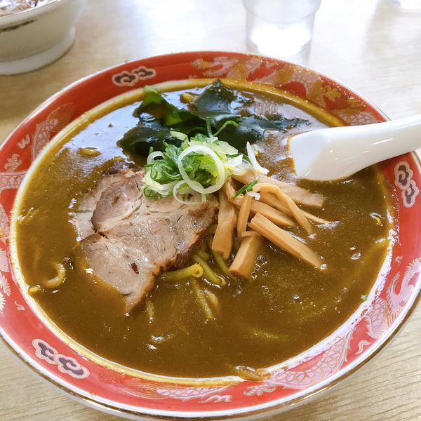 「カレーラーメン」@つるつる屋の写真