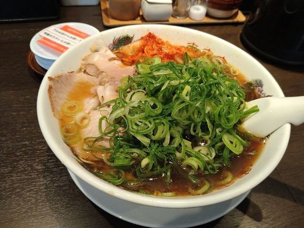 「ラーメン（キムチトッピング）」@来来亭 十条竹田店の写真